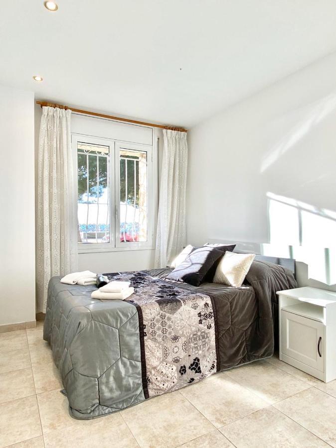 Apartment Devant La Roses